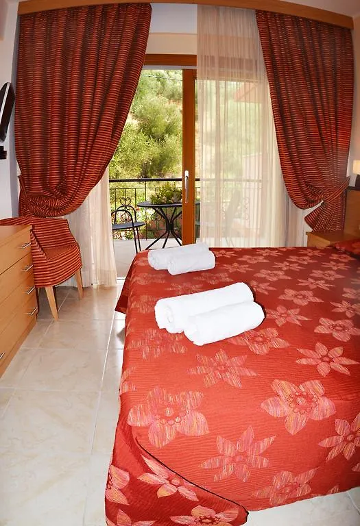 Apartment Petros Italos Neos Marmaras